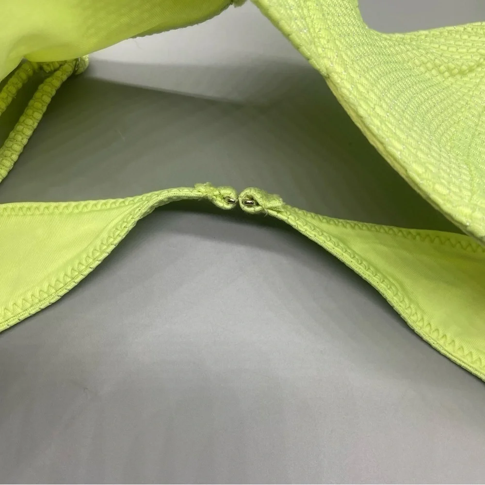 NWOT Frankie’s bikinis Sundance neon underwire bikini top 1702